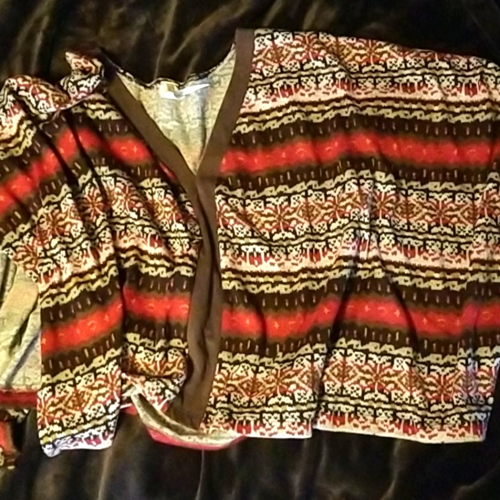Brown and red shawl